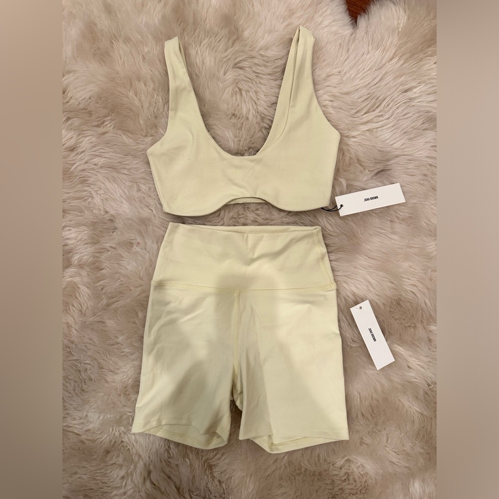 Joah Brown - body short and contour bra in sueded lemon